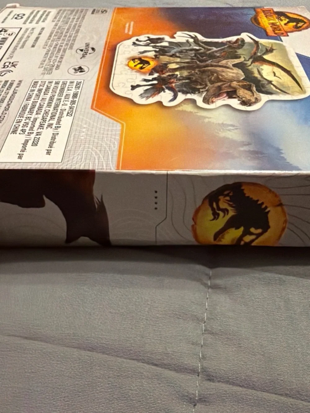 Jurassic World Dominion Kids Shaped Puzzle - Orange and Black